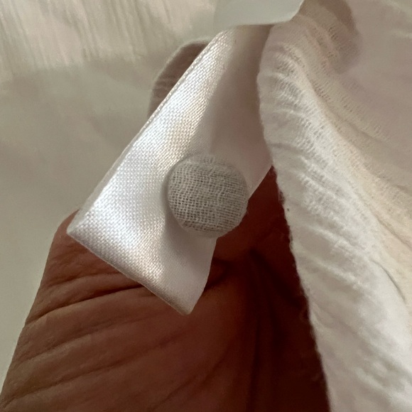 3/$10 Down East White Blouse with Unique Lace Yoke - Picture 5 of 8